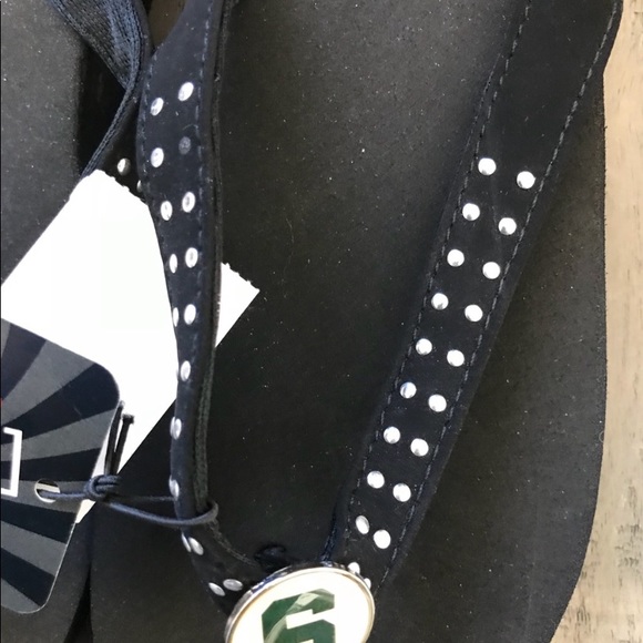 NWT Michigan State Flip Flops - Picture 5 of 6